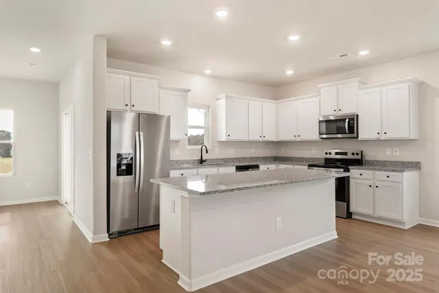 $377,900 | 3349 Yorkshire Drive, Gastonia, NC 28052