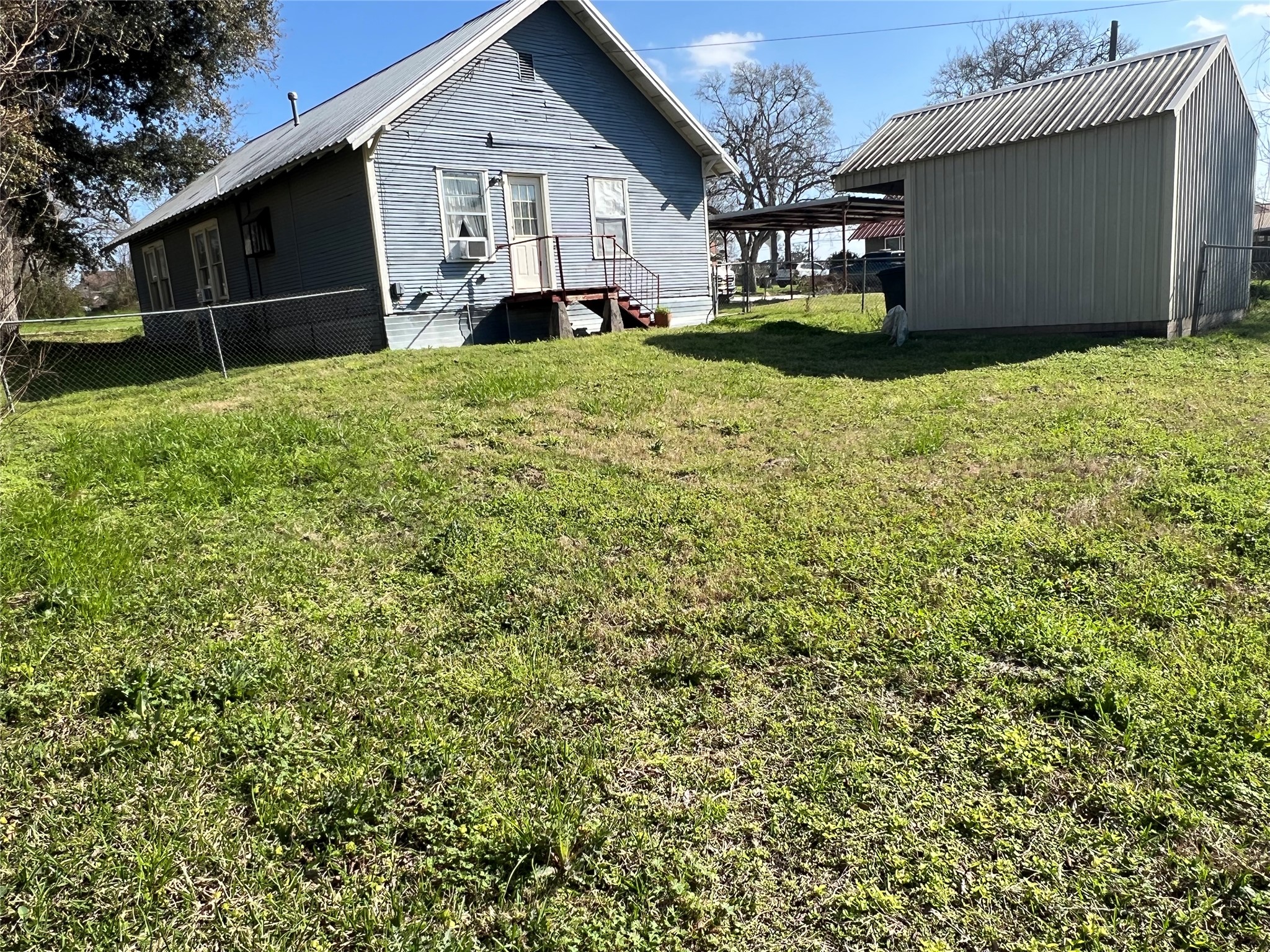 220 South Tesch Street Bellville, TX 77418 - Photo 13 of 15