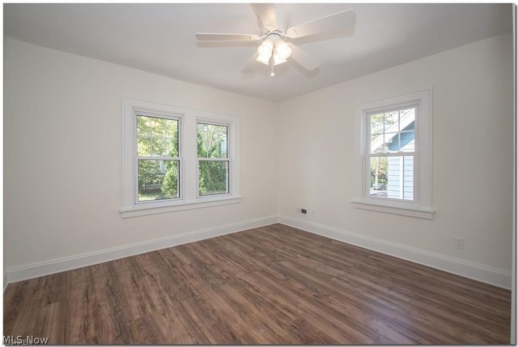 3521 Bainbridge Road Cleveland, OH 44118 - Photo 11 of 28