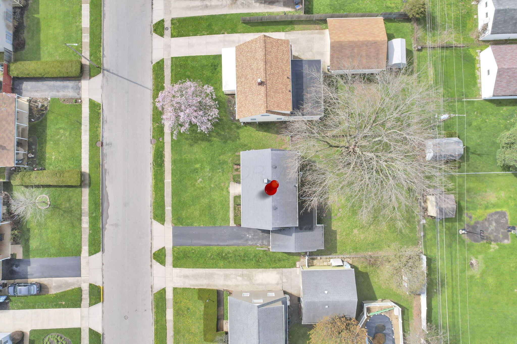 389 Deerfield Road Columbus, OH 43228 - Photo 33 of 34 52-web-or-mls-DJI_0083 - Copy