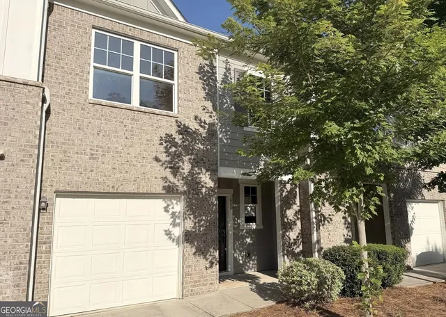 $199,999 | 1650 Larkspur Trail, Conyers, GA 30012