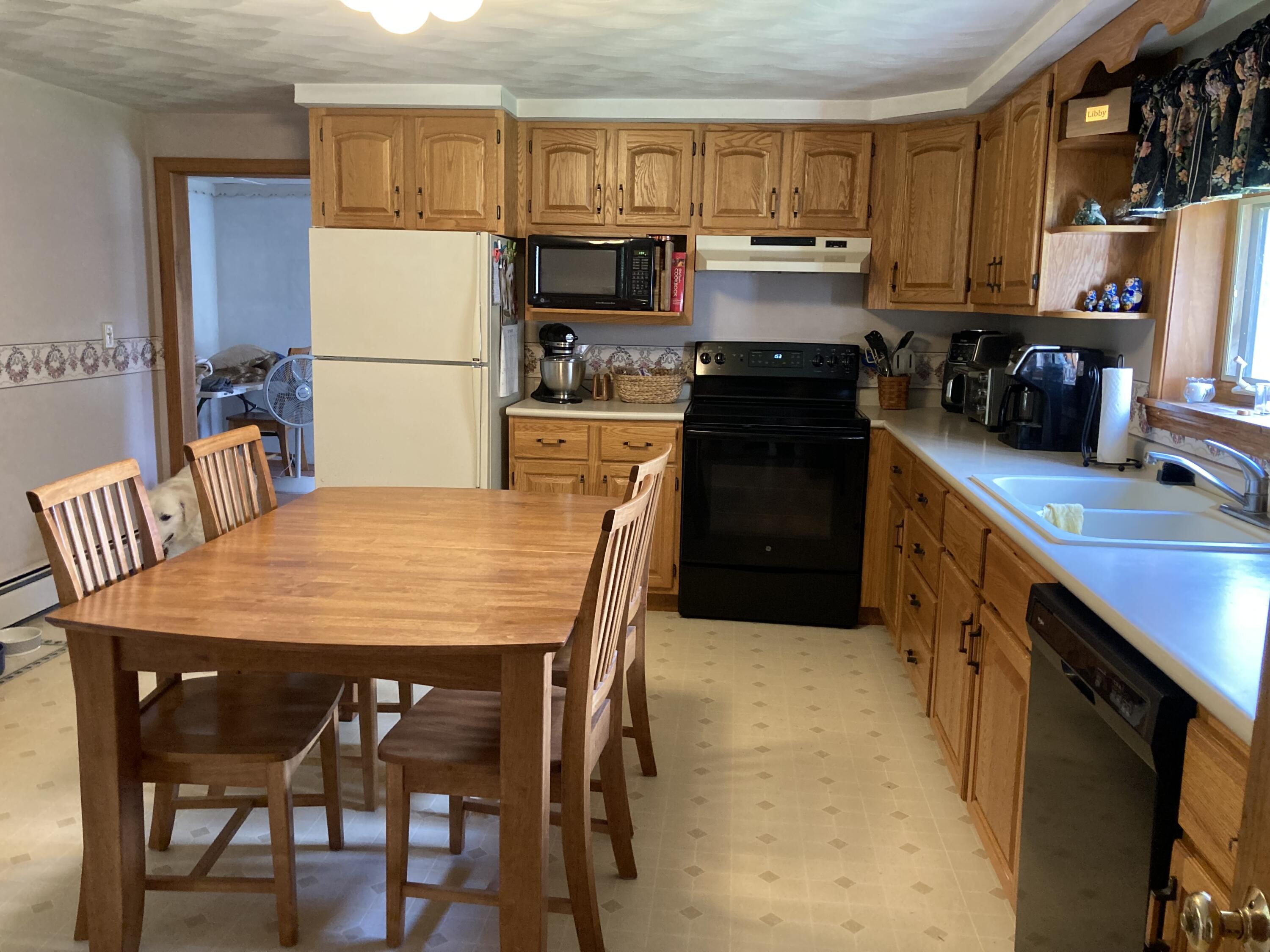 16 Pines Road Waterville, ME 04901 - Photo 4 of 19 Kitchen