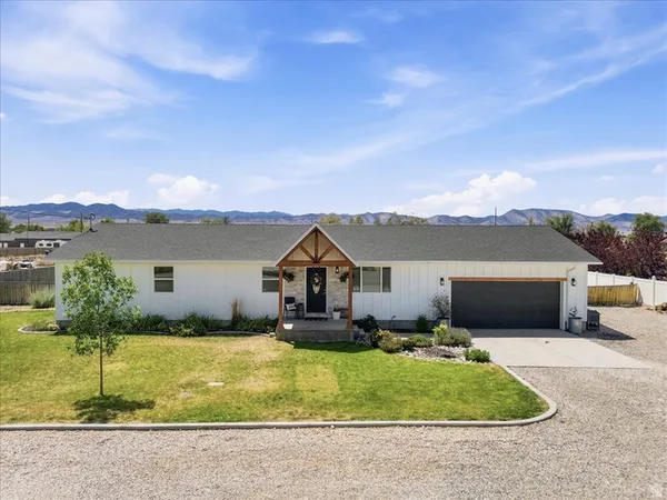 $399,999 | 165 North 100 East, Centerfield, UT 84622
