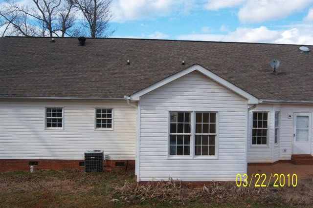 410 Keeler Bridge Road Marietta, SC 29661 - Photo 2 of 5 Gallery Image 2