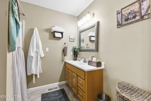 $285,000 | 370 Vannoy Road, Tazewell, TN 37879