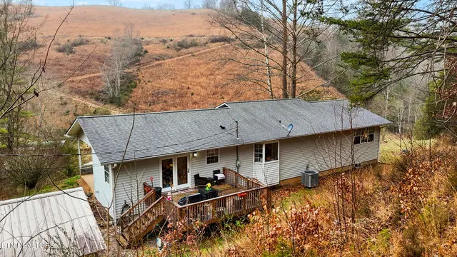 $285,000 | 370 Vannoy Road, Tazewell, TN 37879