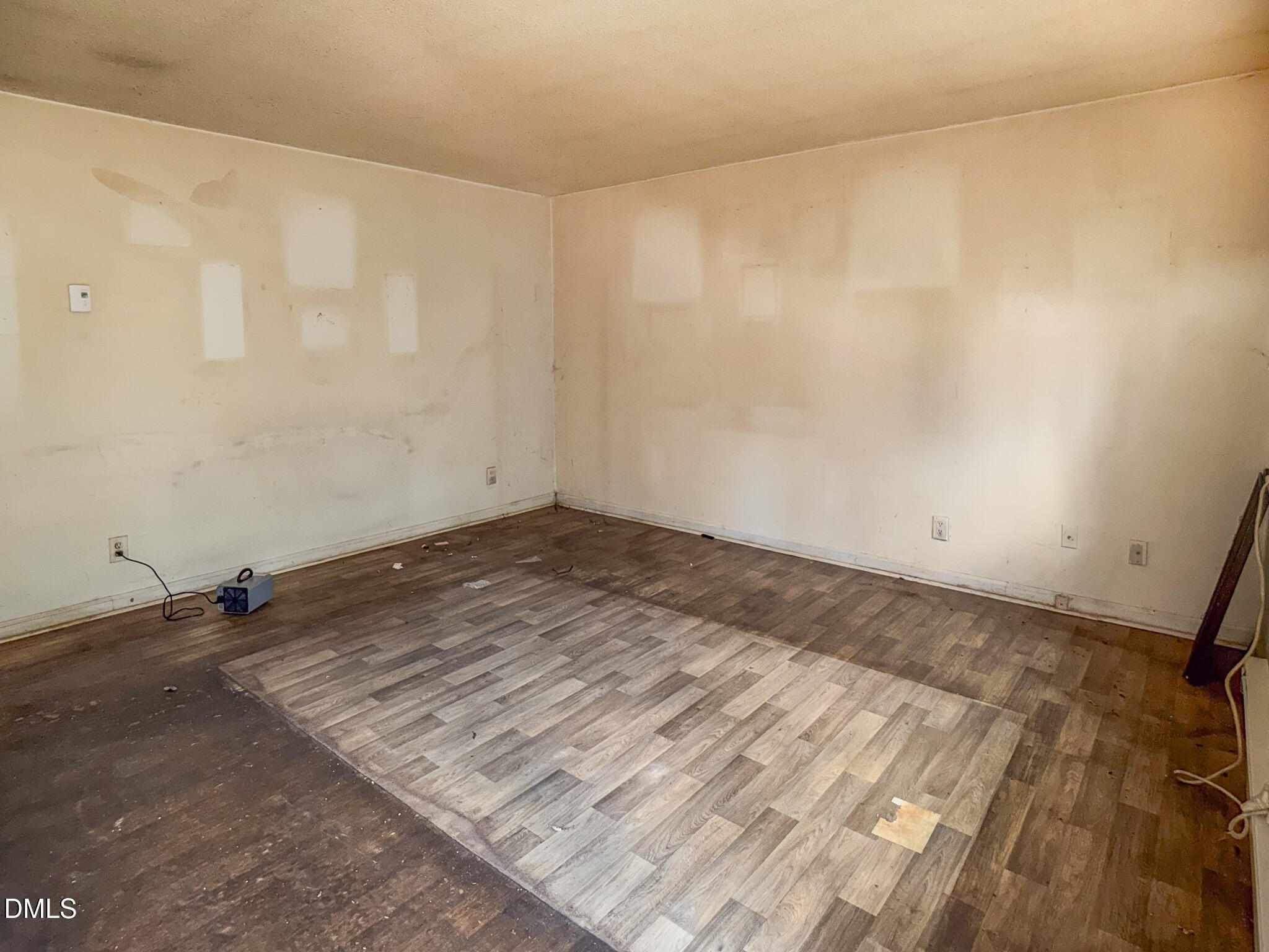 524 Tuliptree Road Hillsborough, NC 27278 - Photo 4 of 17