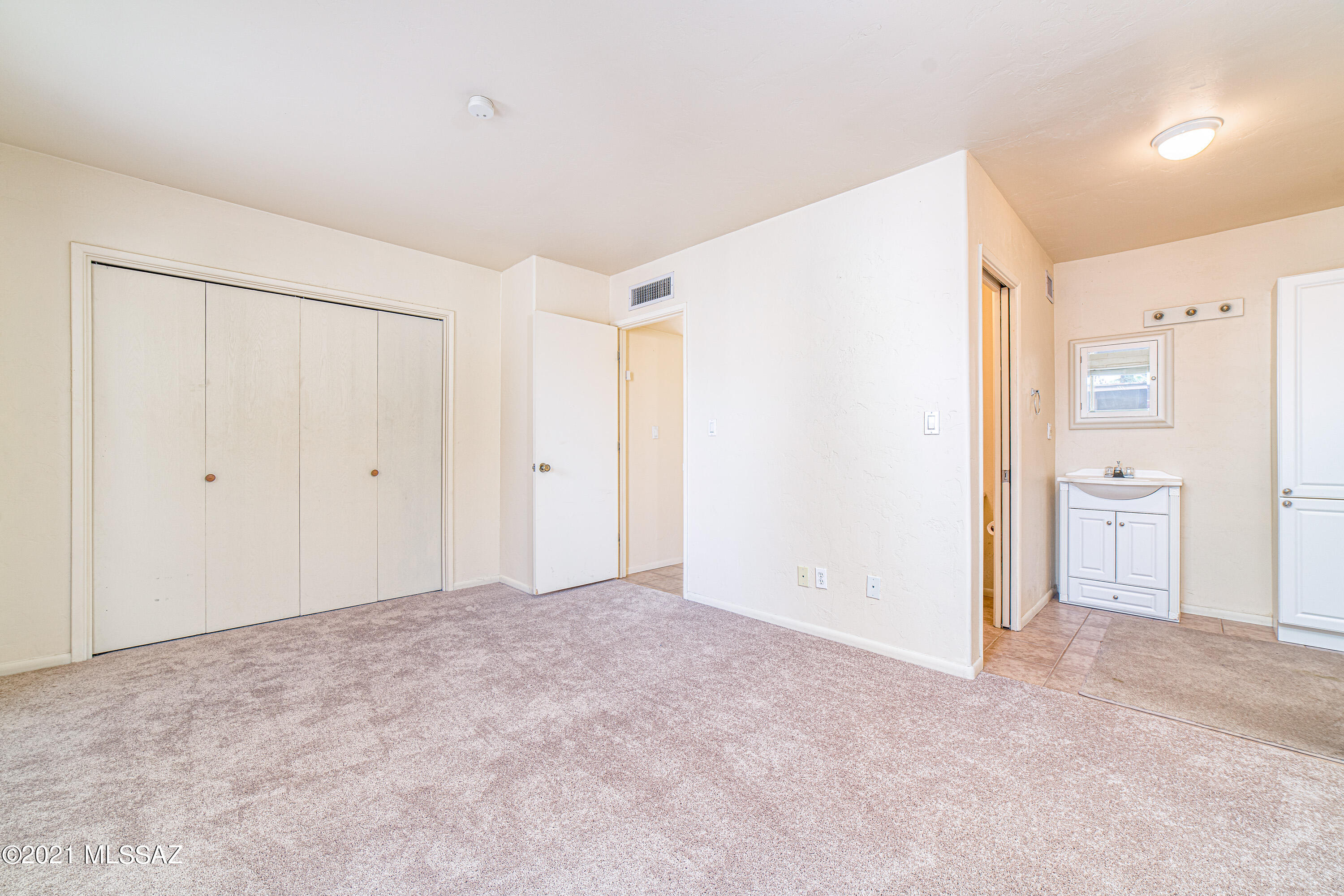9111 North Oracle Road, Unit 170 Oro Valley, AZ 85704 - Photo 15 of 27 Gallery Image 15