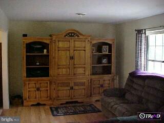 1038 Whitehall Road Williamstown, NJ 08094 - Photo 4 of 6 Gallery Image 4