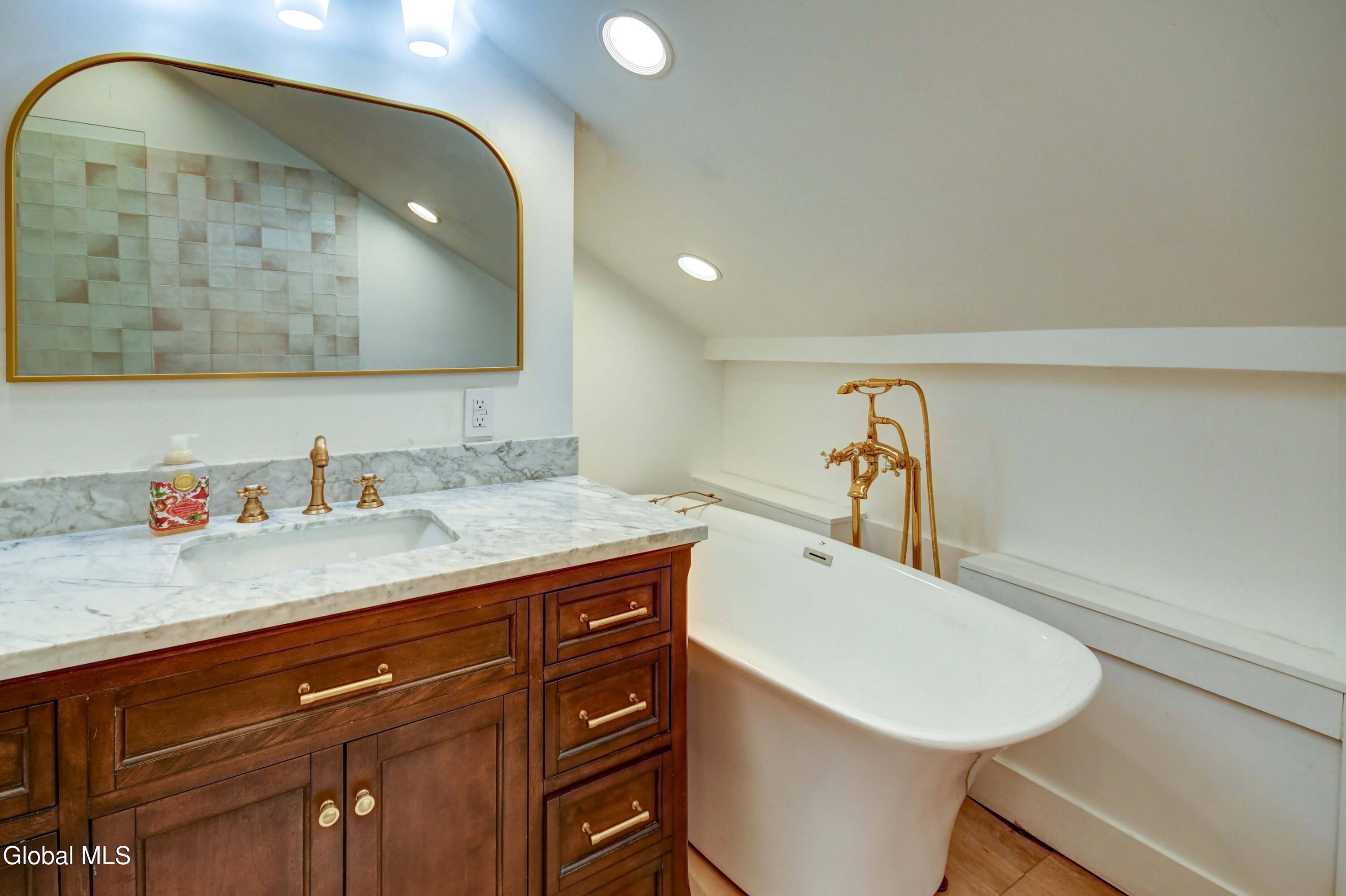 148 Bellen Road Broadalbin, NY 12025 - Photo 70 of 120 148 Bellen Rd-124