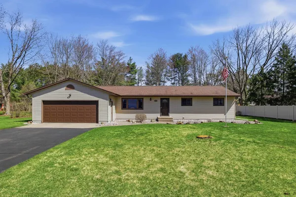 $365,000 | 630 Bobs Drive, Plover, WI 54467