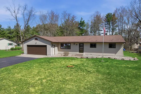 $365,000 | 630 Bobs Drive, Plover, WI 54467