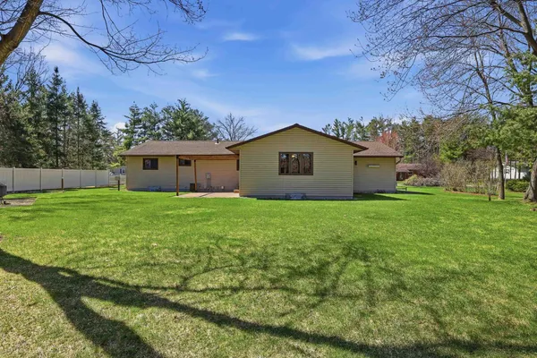 $365,000 | 630 Bobs Drive, Plover, WI 54467
