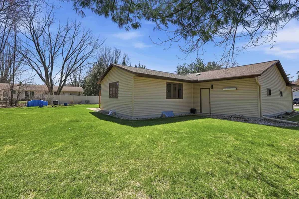 $365,000 | 630 Bobs Drive, Plover, WI 54467