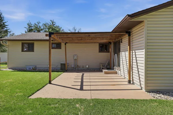 $365,000 | 630 Bobs Drive, Plover, WI 54467