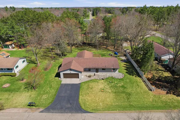 $365,000 | 630 Bobs Drive, Plover, WI 54467