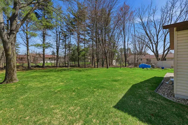 $365,000 | 630 Bobs Drive, Plover, WI 54467