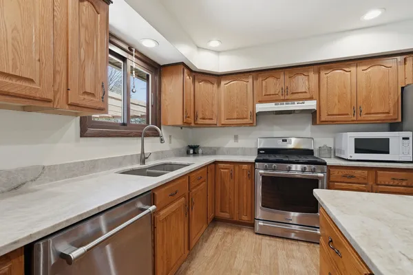 $365,000 | 630 Bobs Drive, Plover, WI 54467