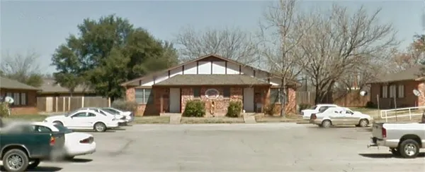 $615 | 137 Shirley Courts, Breckenridge, TX 76424