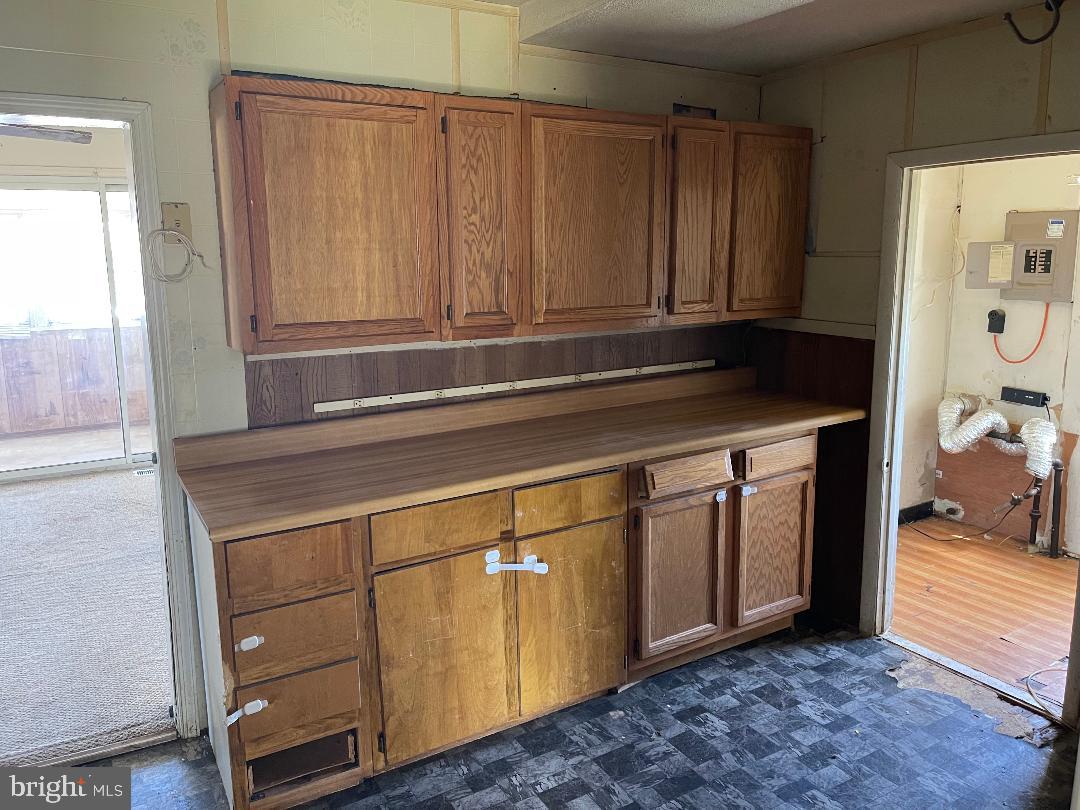 403 Cedar Hill Road Brooklyn, MD 21225 - Photo 5 of 13