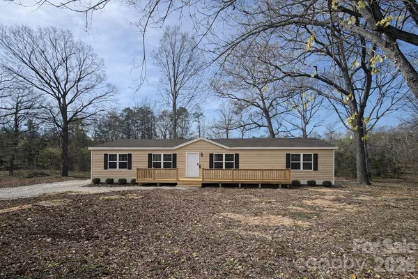 $325,000 | 718 Hines Road, Mooresboro, NC 28114