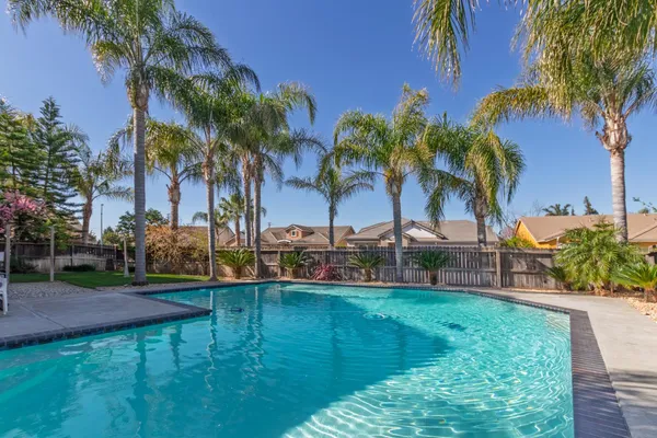 $725,000 | 751 Banff Drive, Newman, CA 95360