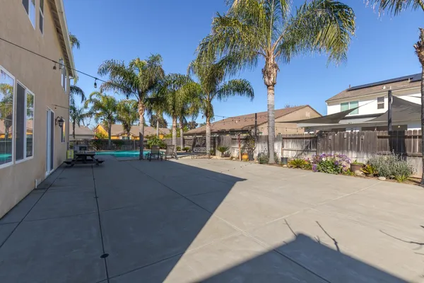 $725,000 | 751 Banff Drive, Newman, CA 95360