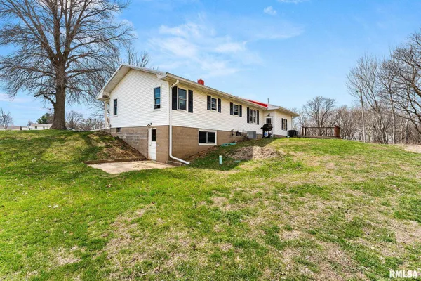 $219,000 | 43 280th Street, Alexis, IL 61412