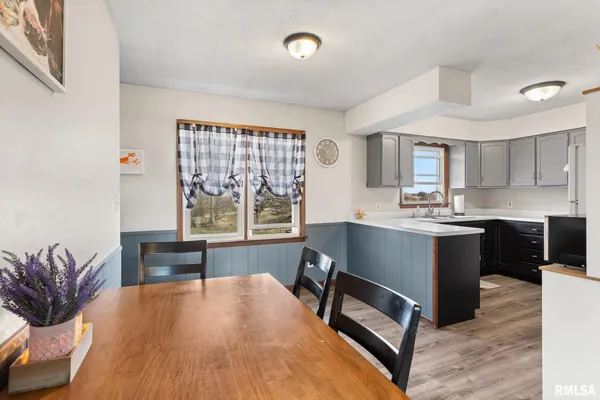 $219,000 | 43 280th Street, Alexis, IL 61412