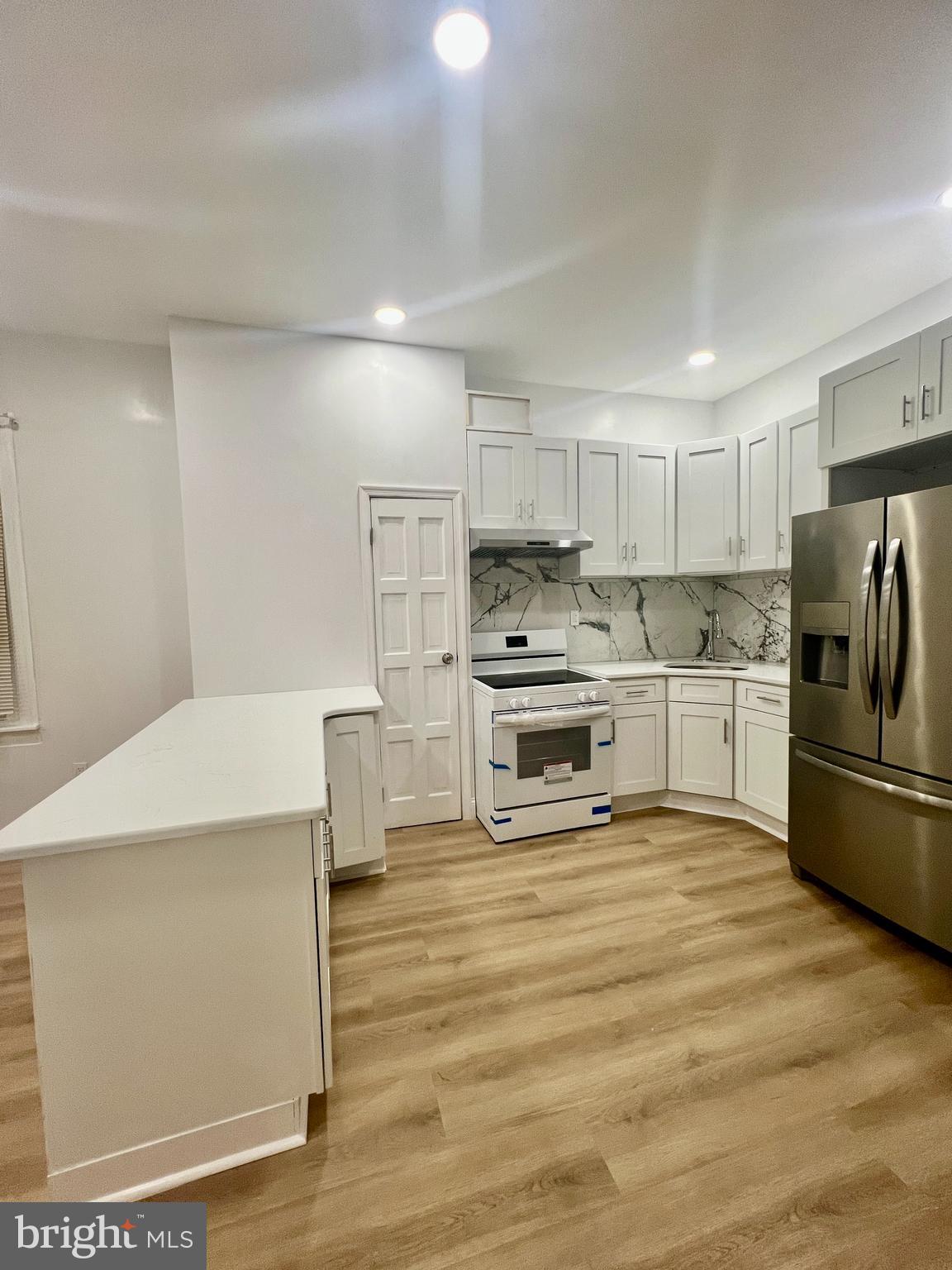 279 West Sheldon Street Philadelphia, PA 19120 - Photo 9 of 29