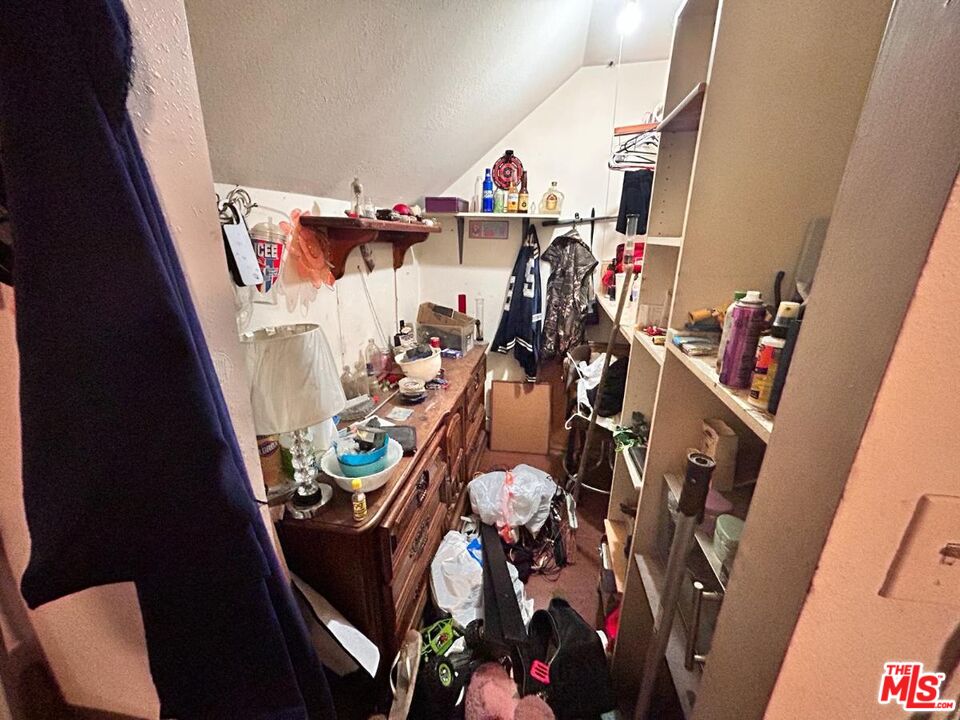 5307 El Rio Avenue Riverside, CA 92509 - Photo 7 of 20 a view of a interior of the house