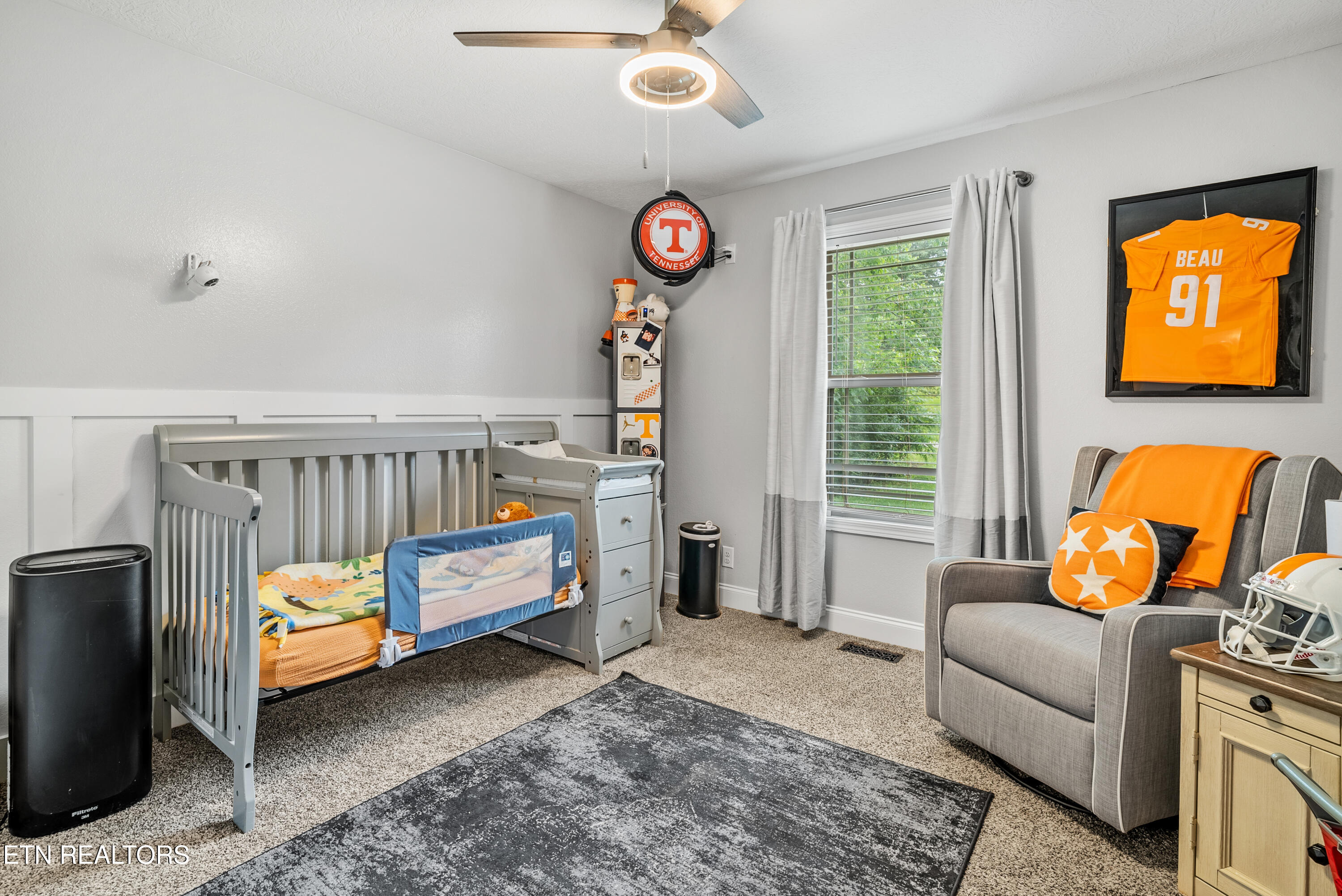 3167 West Wolf Valley Road Clinton, TN 37716 - Photo 21 of 41 Bedroom 3
