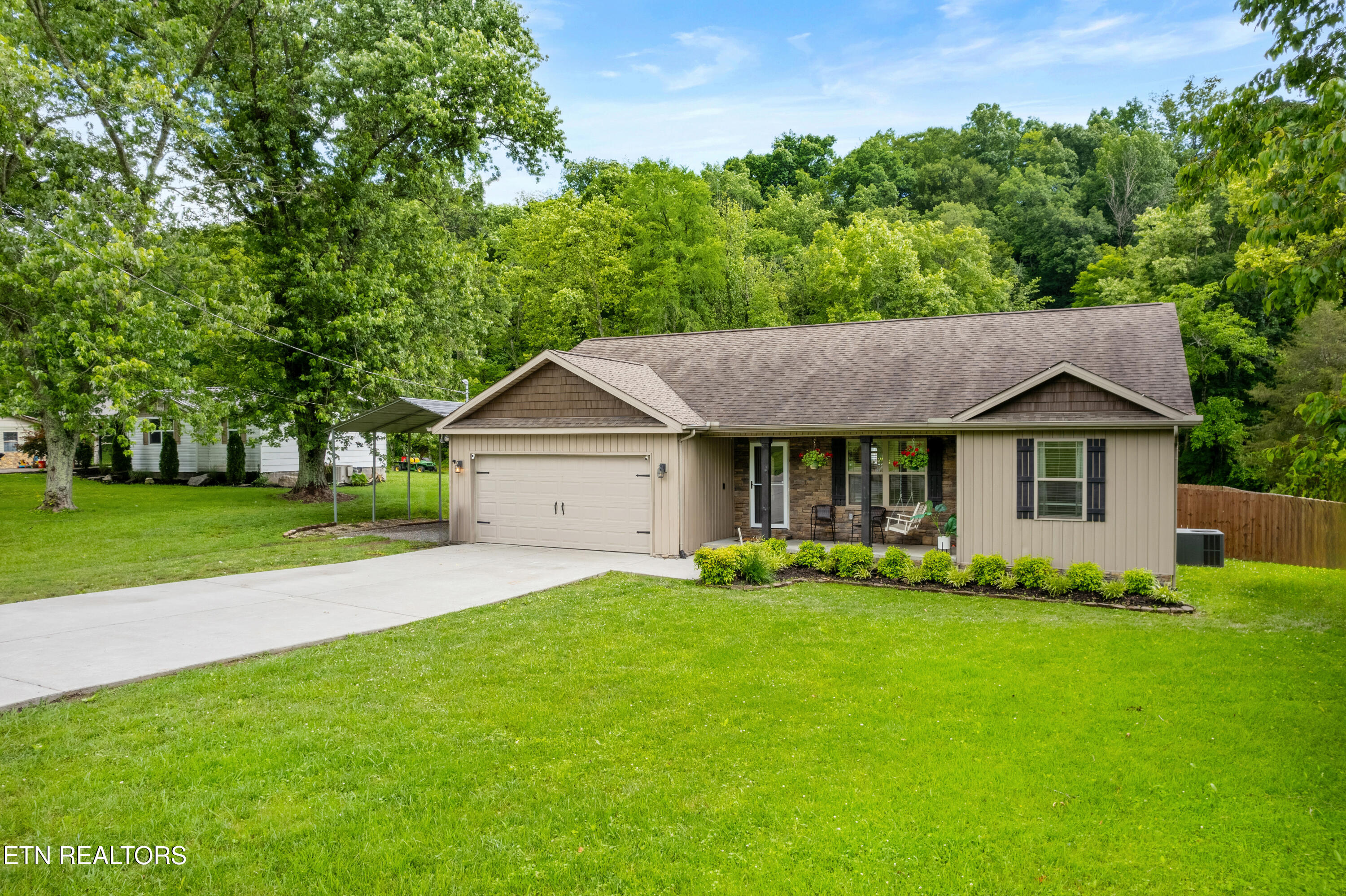 3167 West Wolf Valley Road Clinton, TN 37716 - Photo 3 of 41 Exterior