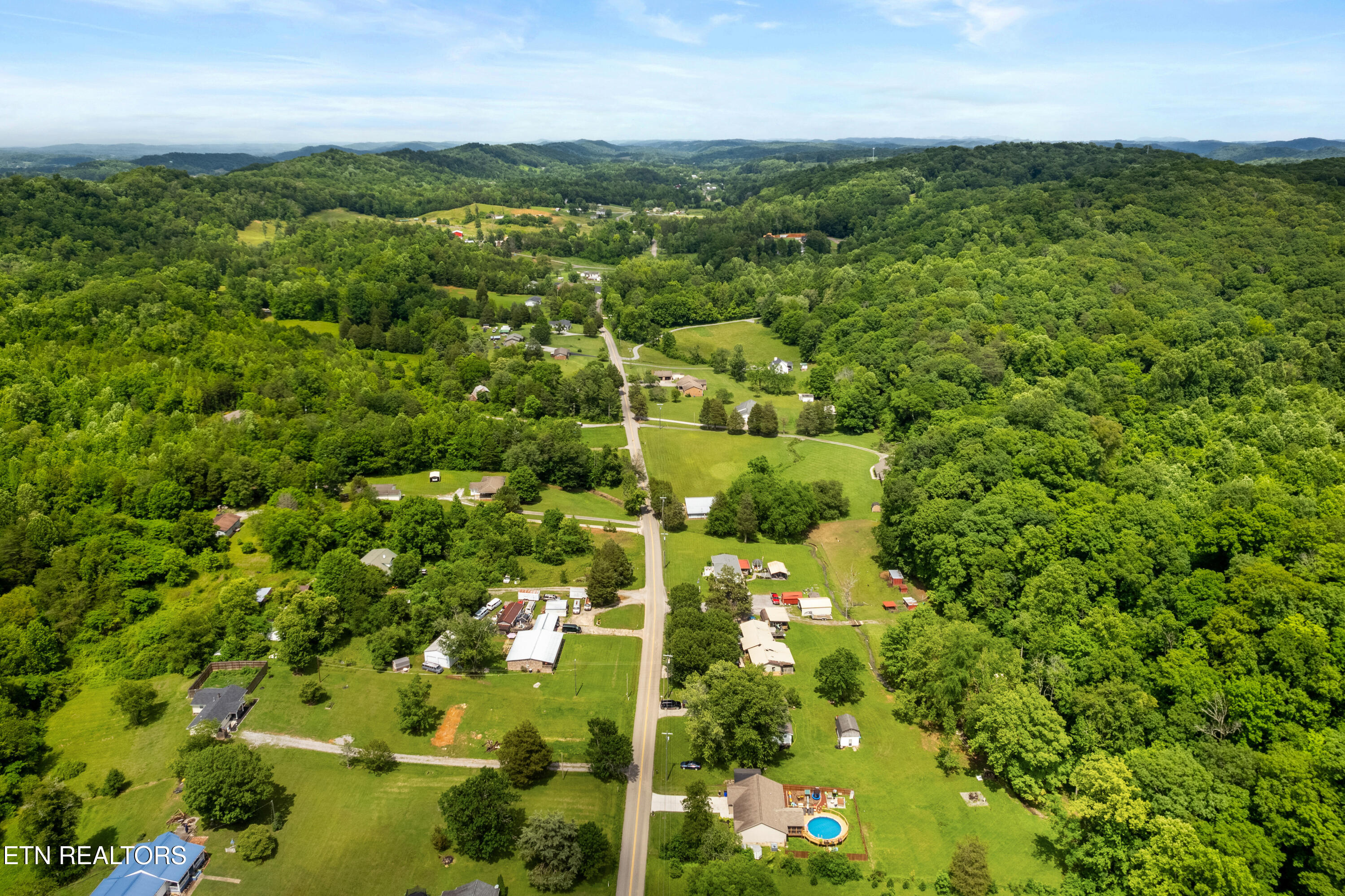 3167 West Wolf Valley Road Clinton, TN 37716 - Photo 39 of 41 Overhead
