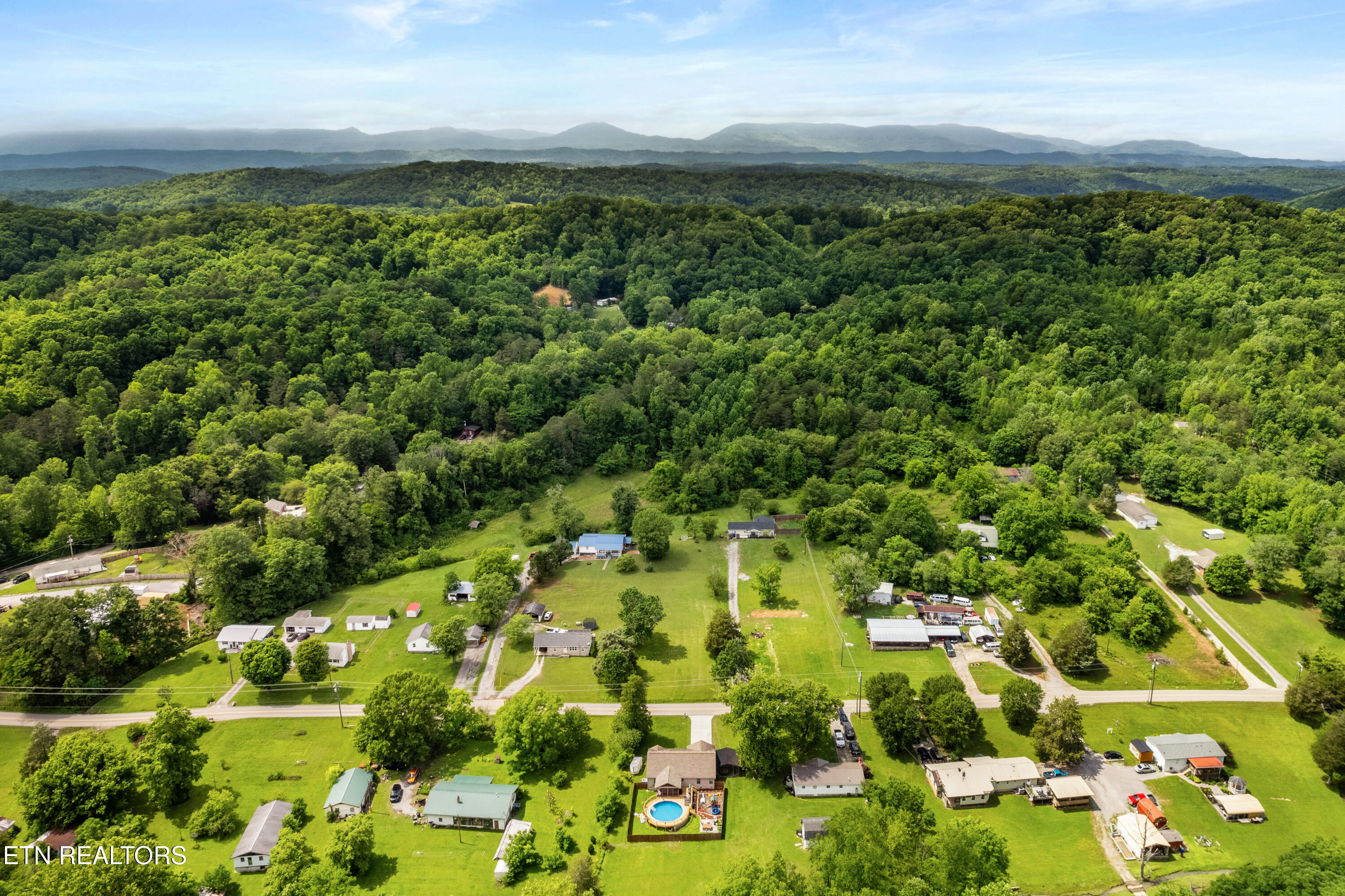 3167 West Wolf Valley Road Clinton, TN 37716 - Photo 40 of 41 Overhead