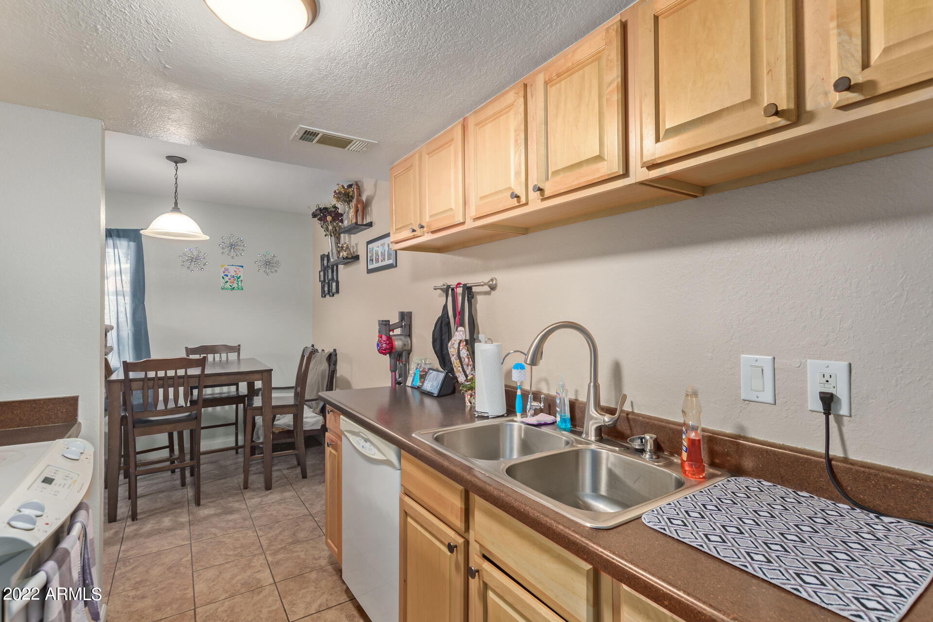 5418 West Hearn Road Glendale, AZ 85306 - Photo 11 of 14 14-Hearn
