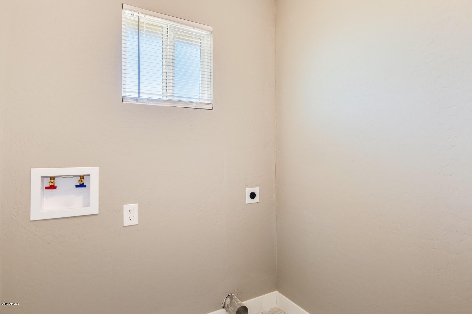 6540 West Cheery Lynn Road Phoenix, AZ 85033 - Photo 17 of 20 0017-Cheery Lynn - 6540 (18)