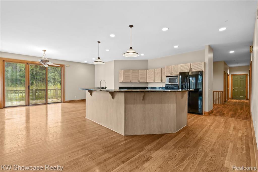 7950 Clement Road Clarkston, MI 48346 - Photo 10 of 44