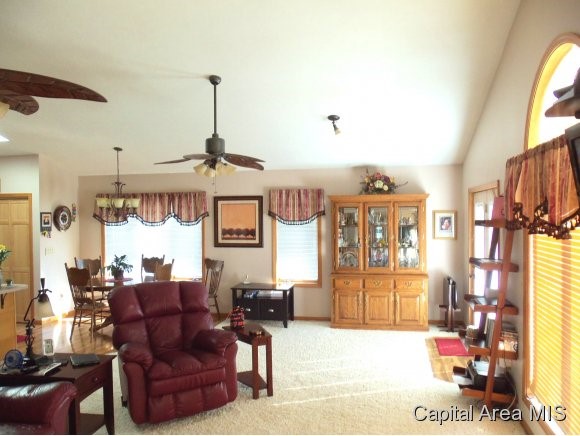 14291 Prairie Trail Athens, IL 62613 - Photo 6 of 20 Gallery Image 6
