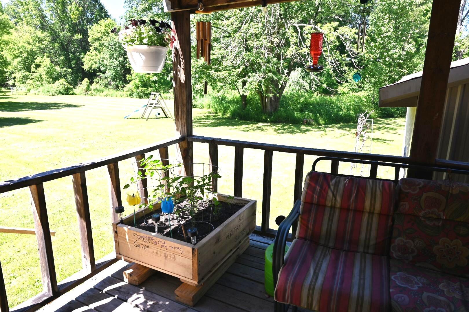 20495 West Cupp Road Elsie, MI 48831 - Photo 4 of 62 covered deck