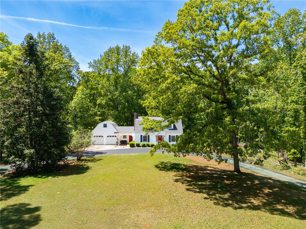 1211 Manse Jolly Road Anderson, SC 29621 - Photo 3 of 31