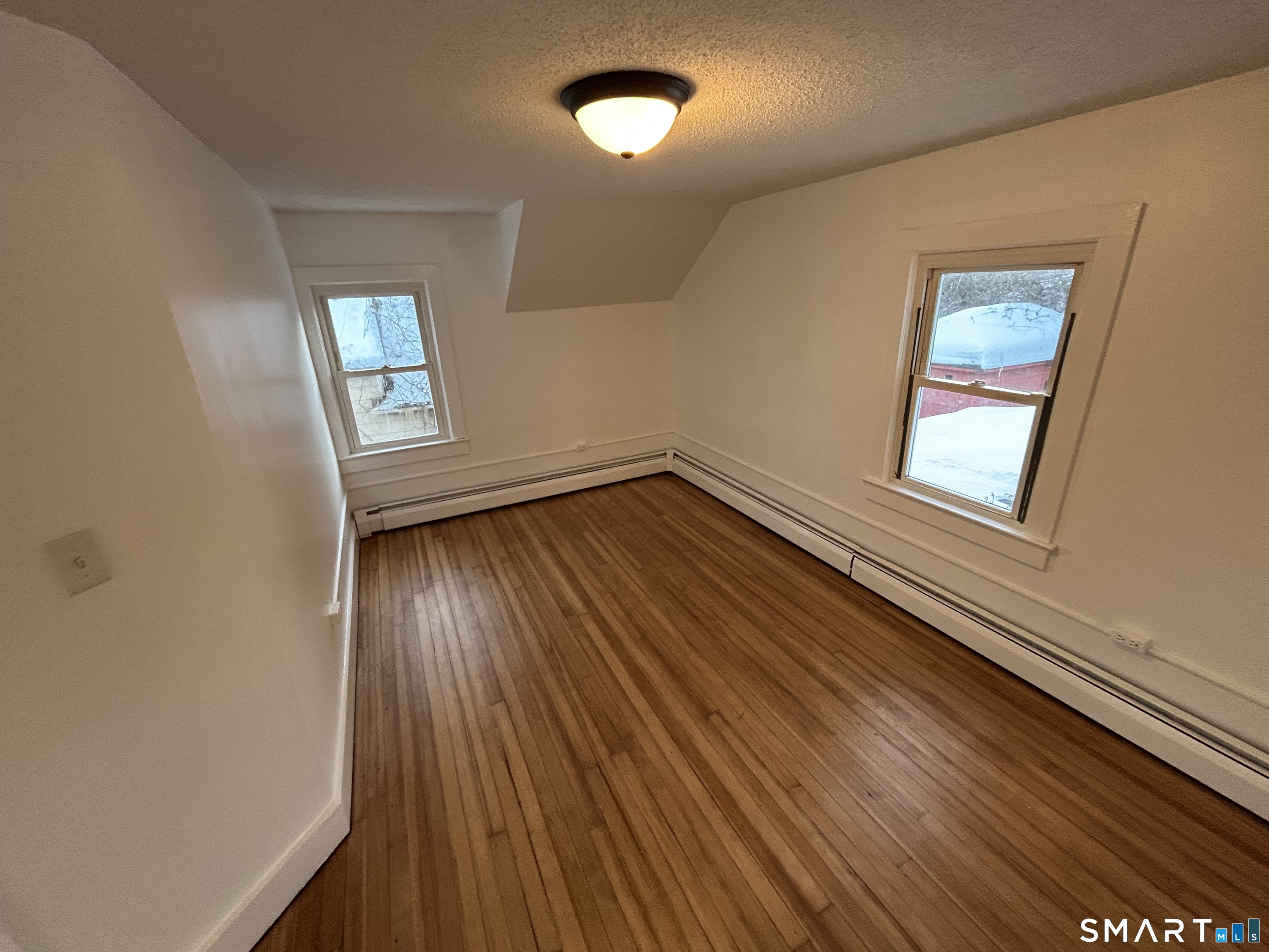 7 Rose Street Norwich, CT 06360 - Photo 24 of 37