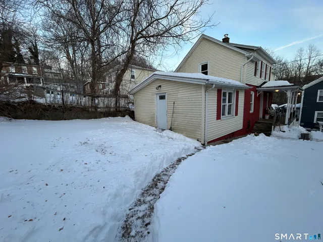 $269,900 | 7 Rose Street, Norwich, CT 06360