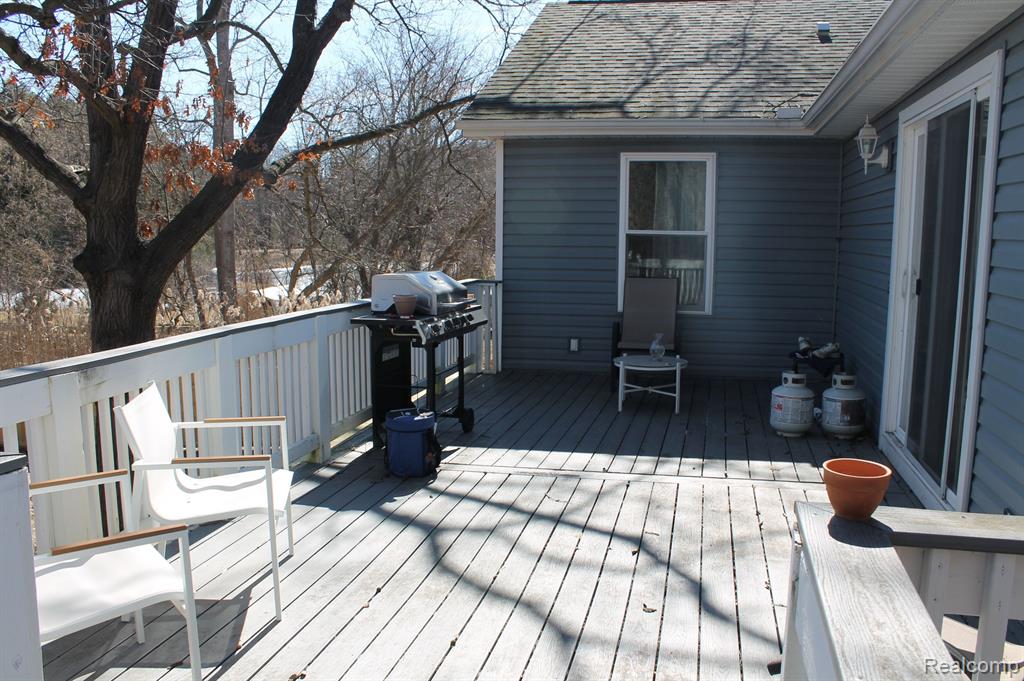 9611 Whitewood Road Pinckney, MI 48169 - Photo 16 of 38 Gallery Image 16
