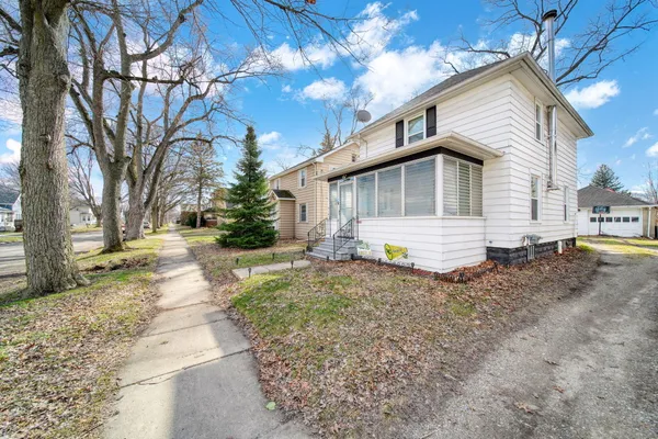 $159,900 | 414 North Pleasant Street, Jackson, MI 49202