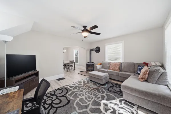$159,900 | 414 North Pleasant Street, Jackson, MI 49202