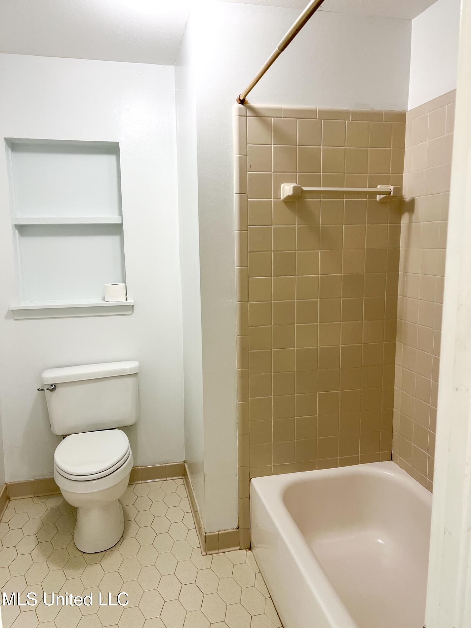 5365 Red Fox Road Jackson, MS 39211 - Photo 12 of 19 IMG_1213