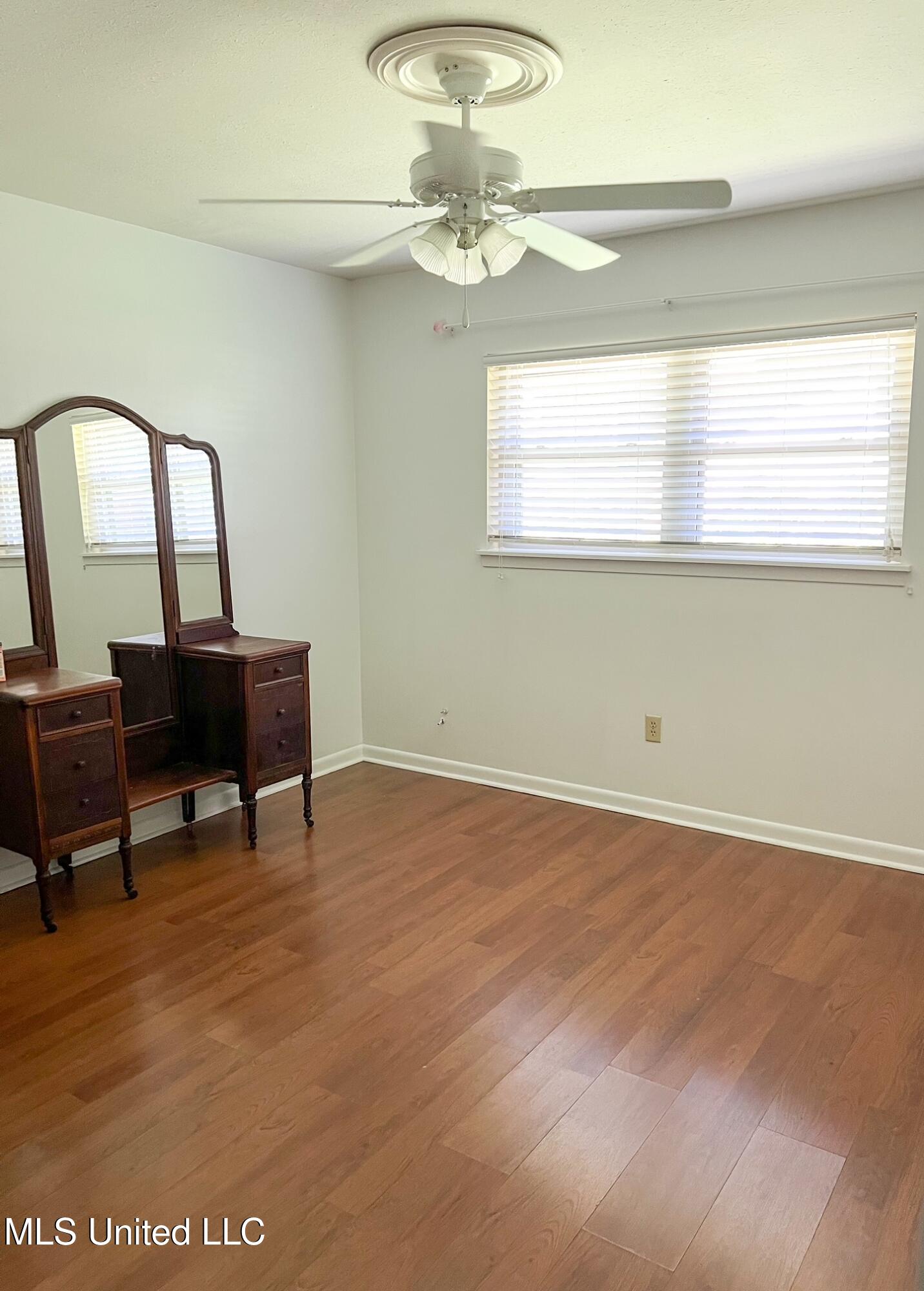 5365 Red Fox Road Jackson, MS 39211 - Photo 15 of 19 IMG_1216