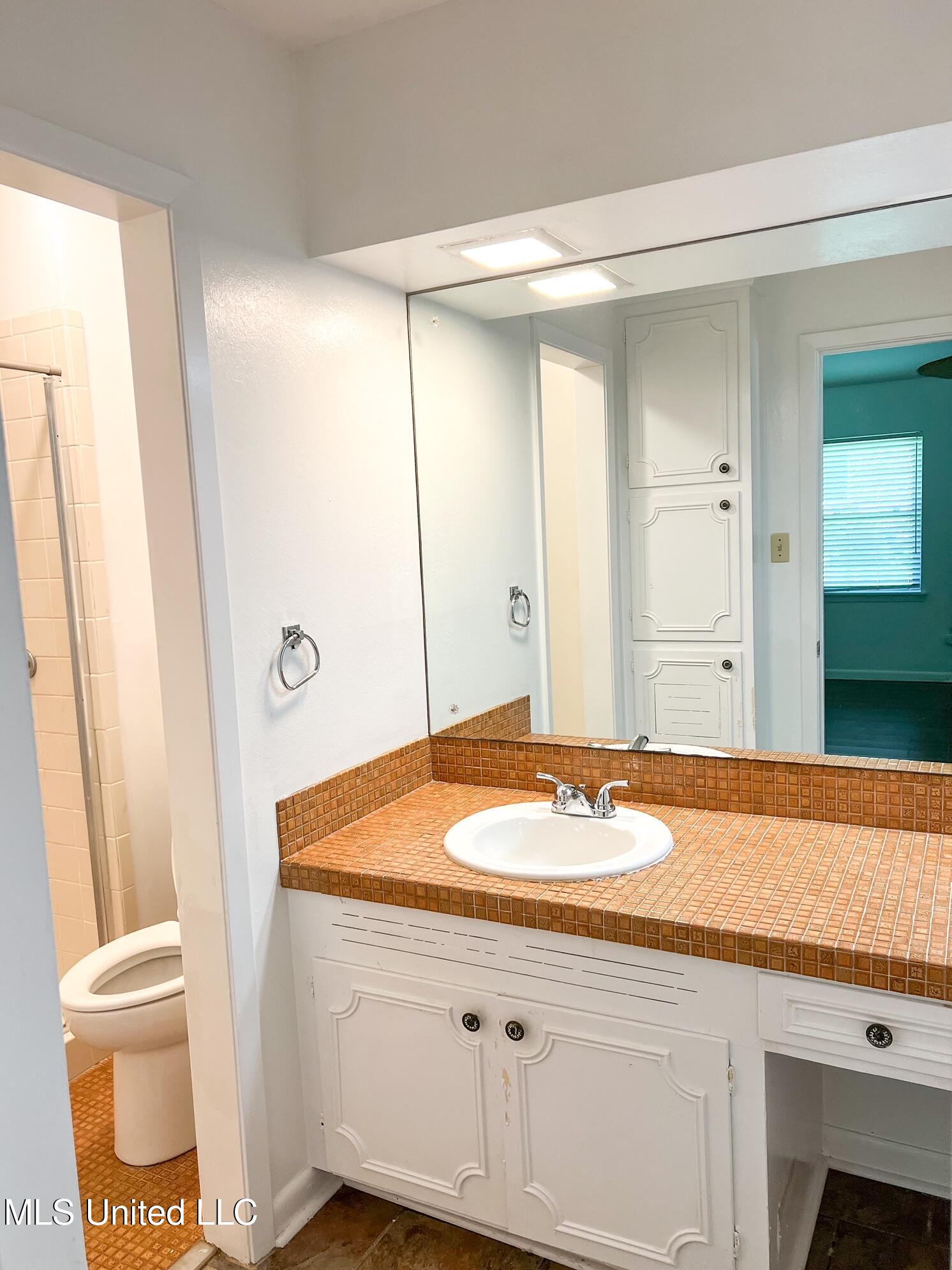 5365 Red Fox Road Jackson, MS 39211 - Photo 17 of 19 IMG_1218