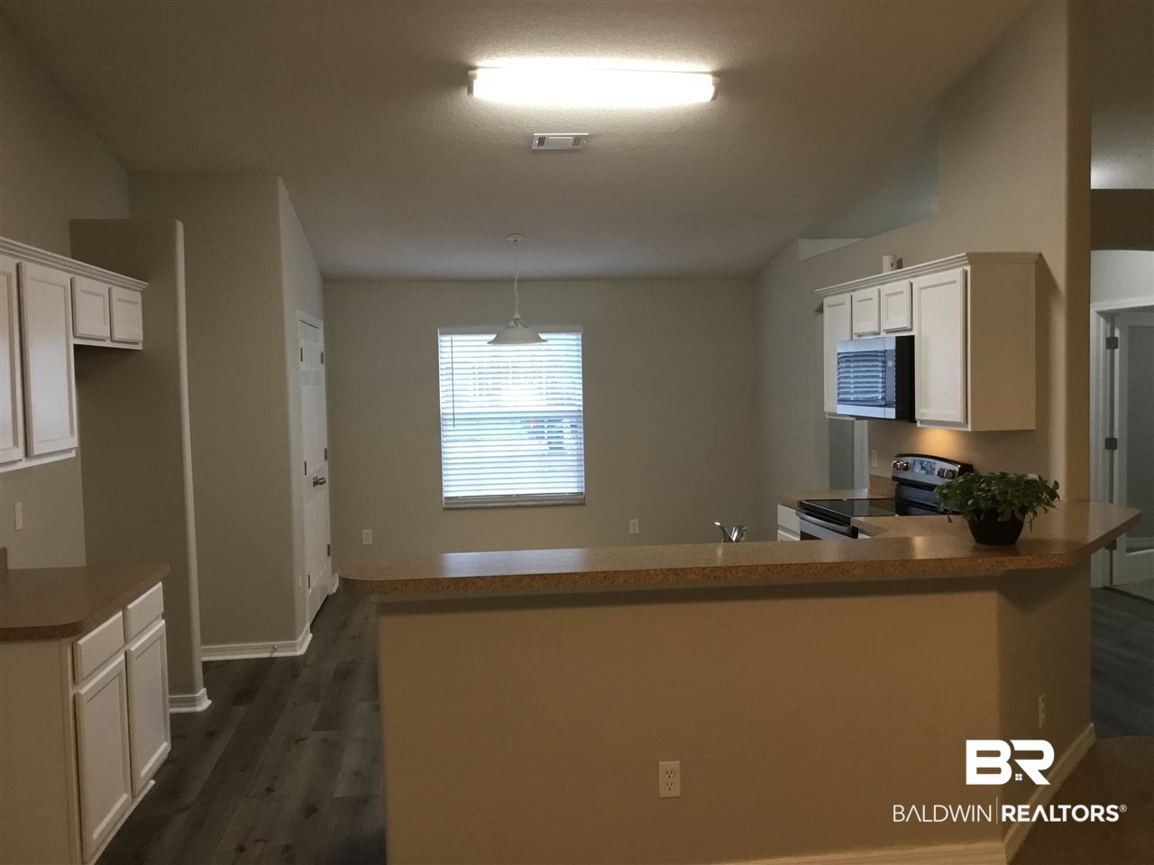 1806 South Bay Street Foley, AL 36535 - Photo 4 of 25